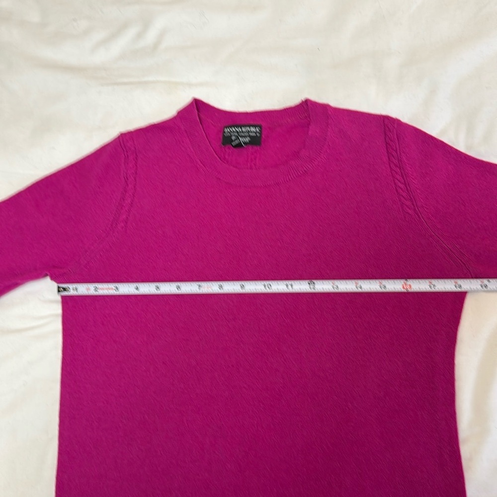 Banana Republic size M sweater